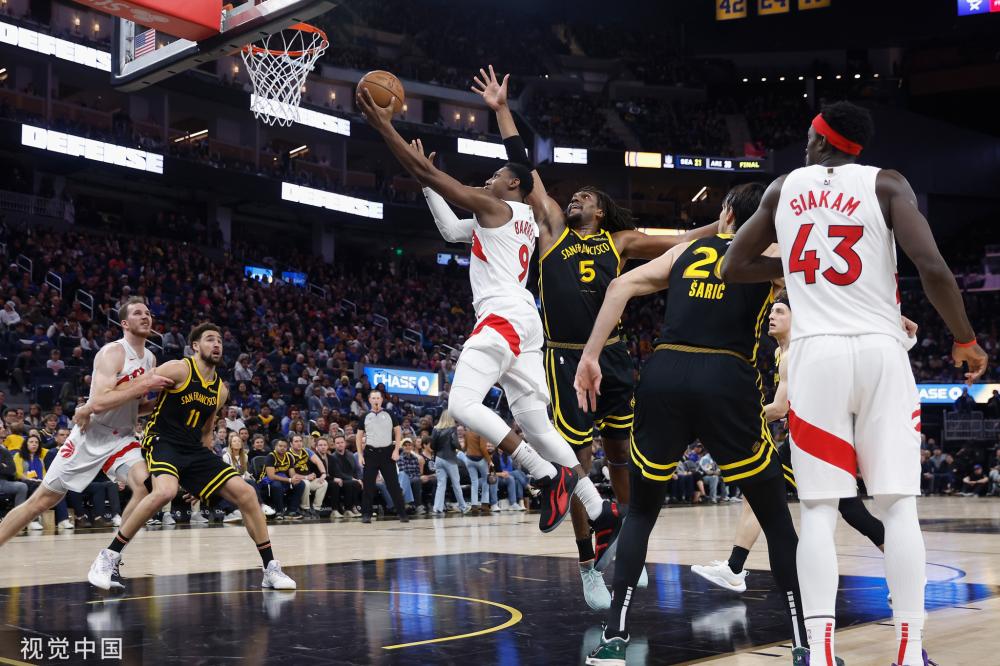 洲足球的影 洲足球的影