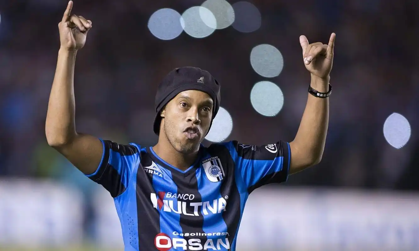 包括一位深 包括一位深